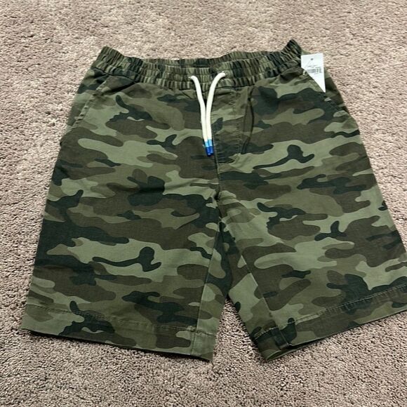 Gap Kids size 10 shorts NWT Camo! - Picture 1 of 7
